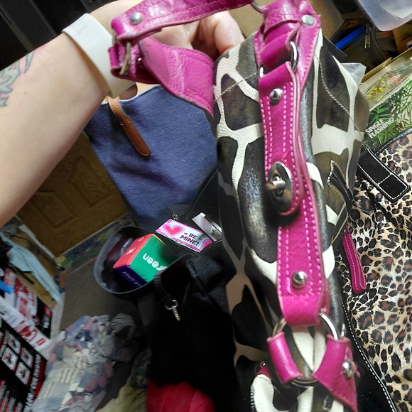 Unbranded Giraffe Faux Leather Purse Handbag with Blue Handle - Picture 4 of 6